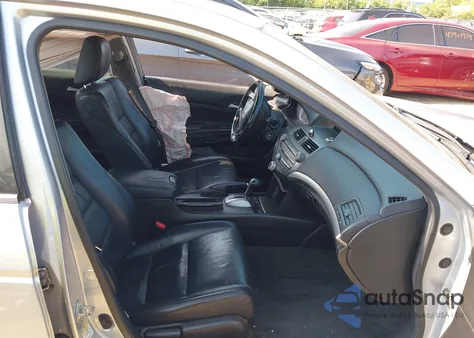 2011 Honda Accord 2.4 Se из США, поврежденный, VIN 1HGCP2F61BA018103